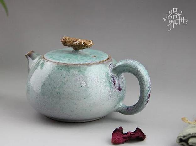器世界·國瓷鈞窯 省級工藝美術大師靳林琳與他的鈞瓷茶壺